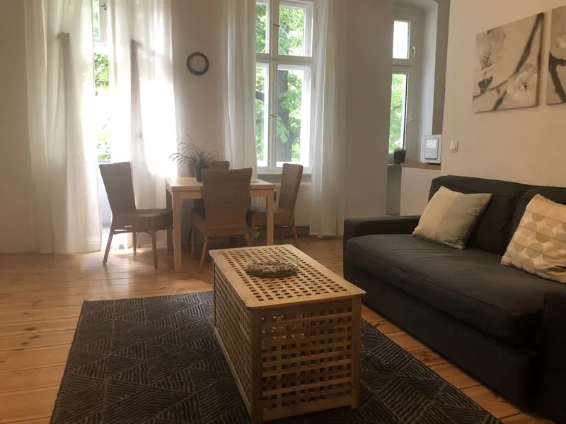 Beautiful, furnished apartment with a balcony for rent in Neukölln — photo 1